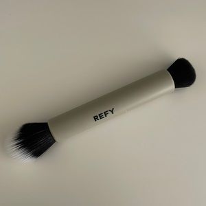 refy duo face brush